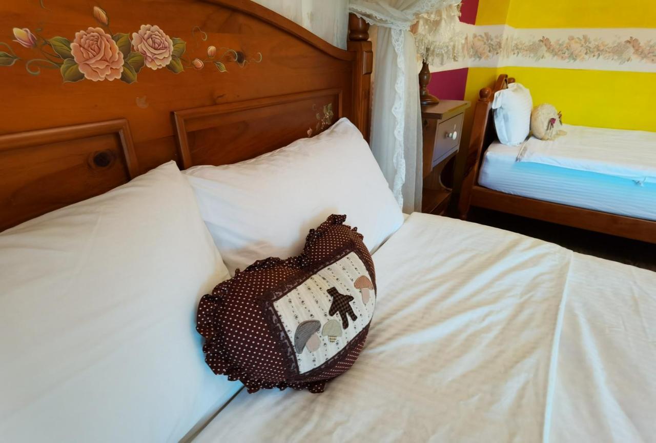 Golden Mary Bed and Breakfast T'ai-tung Buitenkant foto