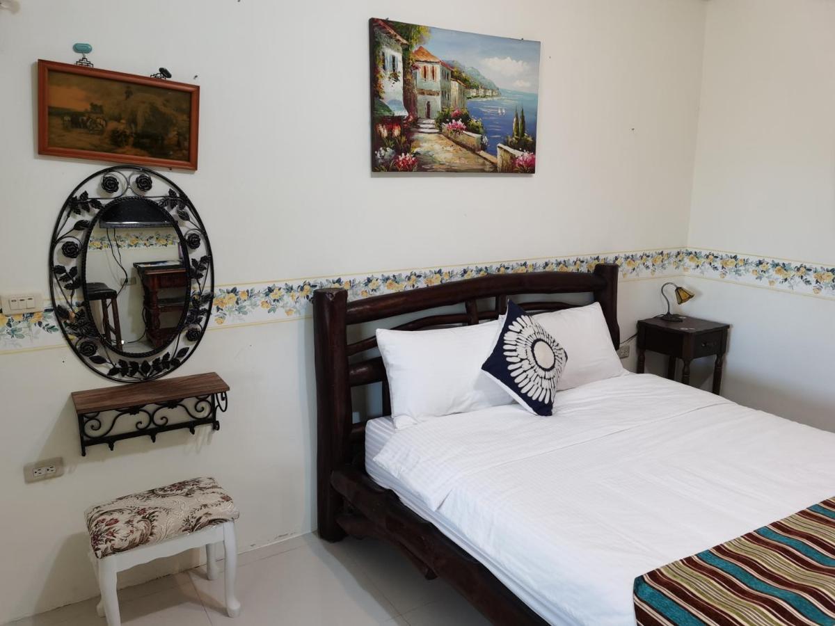Golden Mary Bed and Breakfast T'ai-tung Buitenkant foto