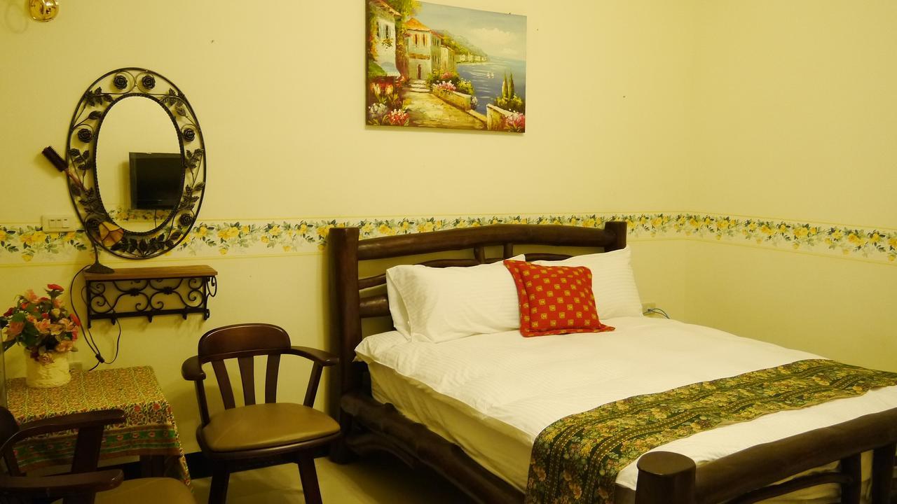 Golden Mary Bed and Breakfast T'ai-tung Buitenkant foto